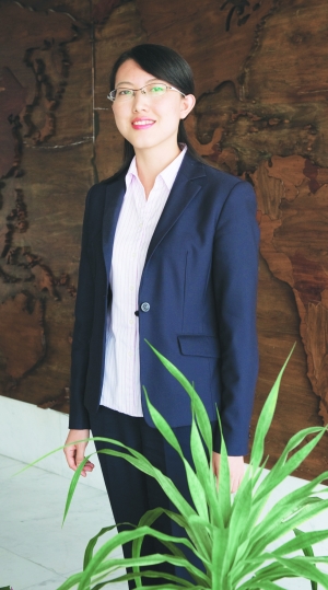 16  任爽 纯债投资恰似细水长流  今年以来,股市持续低迷,固定收益类